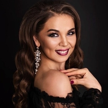 Гузель Уразова