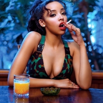 Illusions (Tinashe 2017)