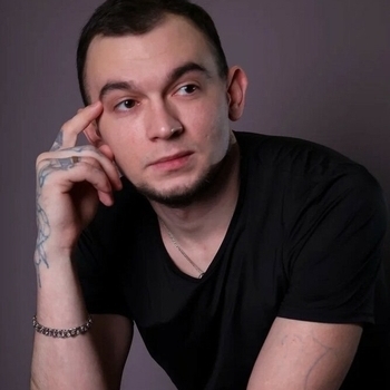 Deep koliis